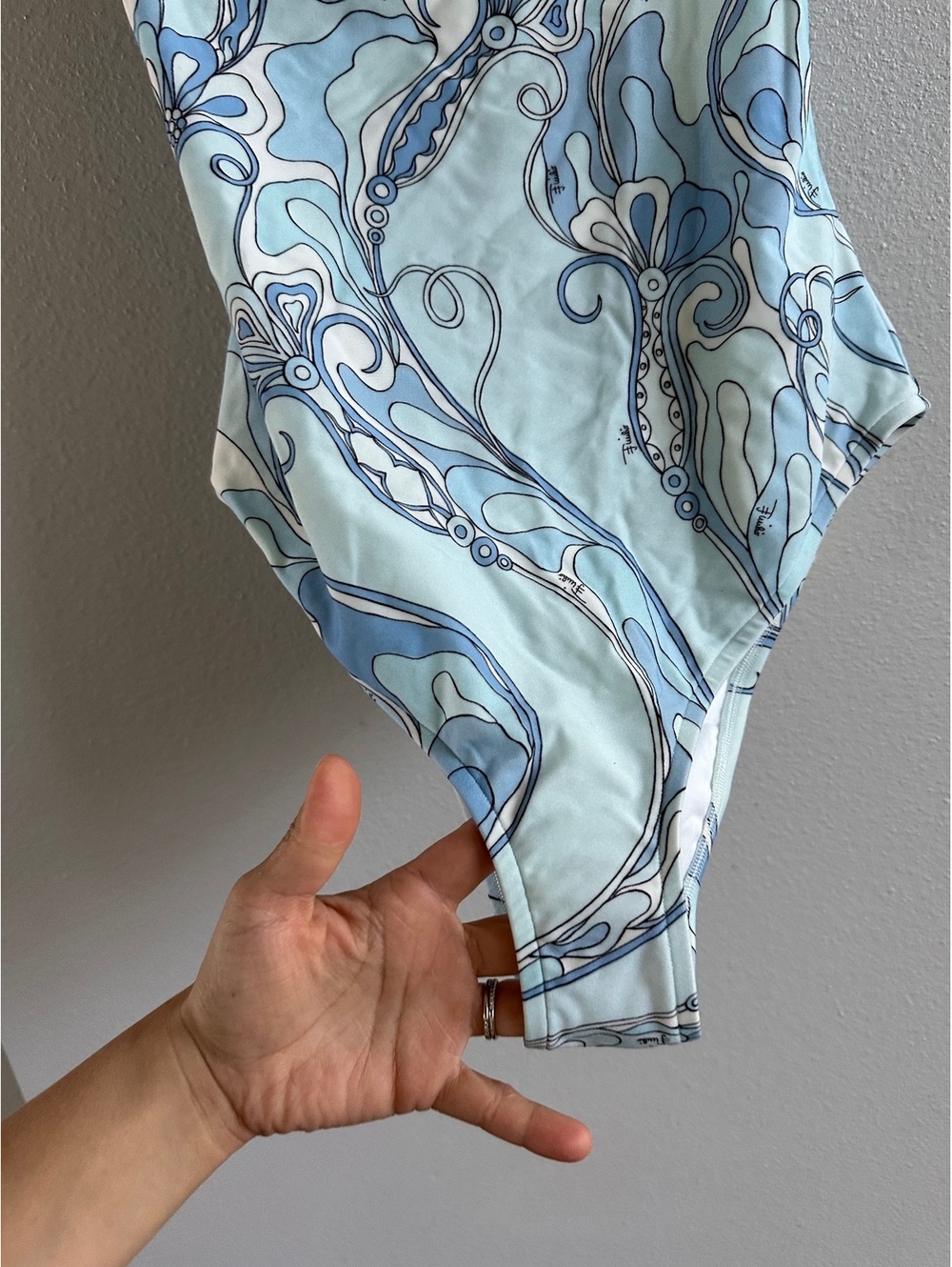 Emilio PUCCI Orchidee Halterneck Swimsuit NEW Size Small - Picture 6 of 8